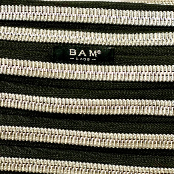 Black and silver Bam zipper purse. - Picture 2 of 6